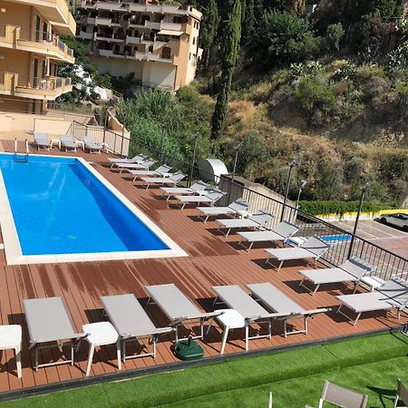 Casa Vacanza "Ilenia" - Taormina Eksteriør billede