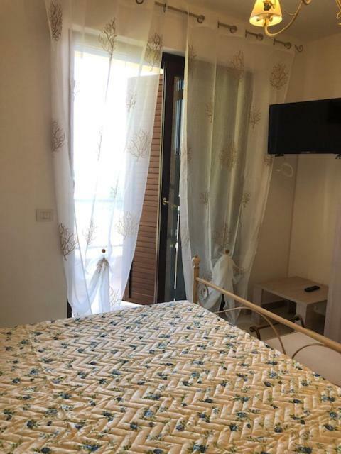 Casa Vacanza "Ilenia" - Taormina Eksteriør billede